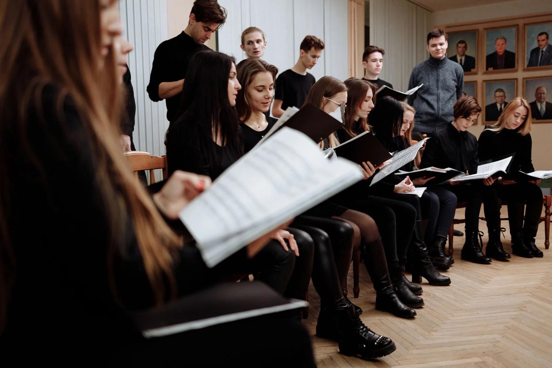 choir reading sheet music choir reading sheet music