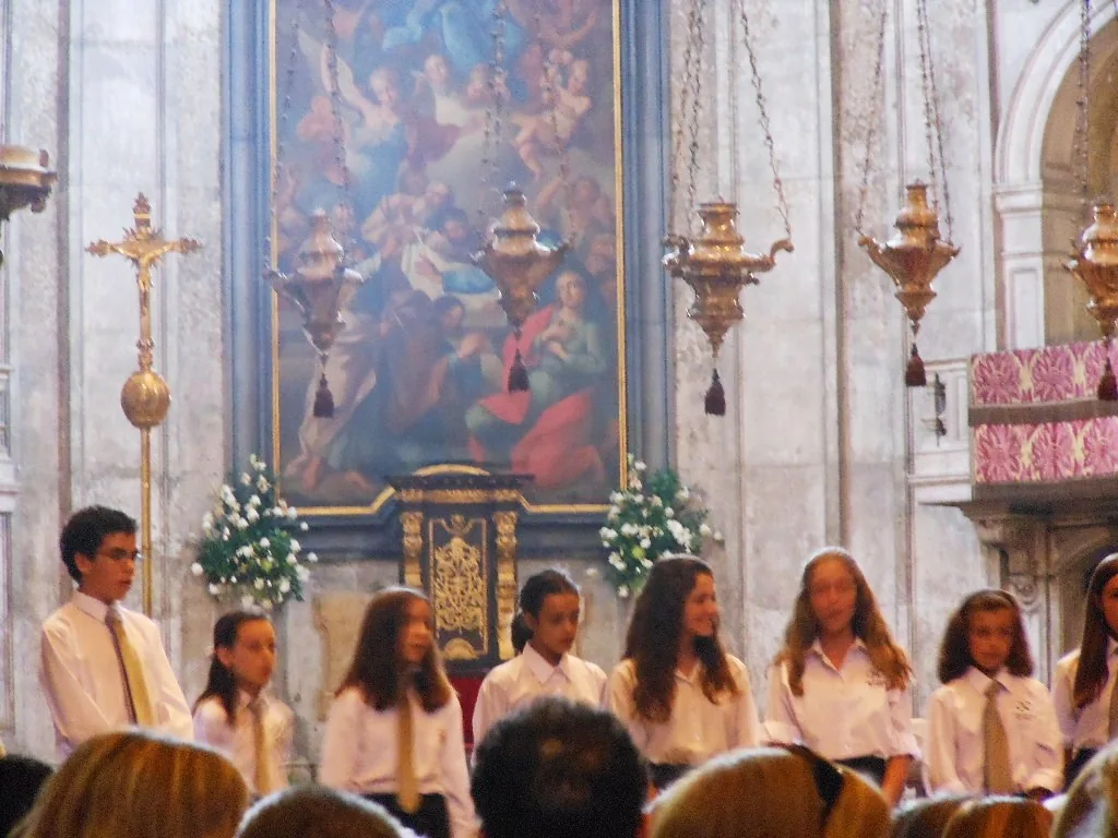 Échauffement vocal pour chorale d’enfants : routine simple