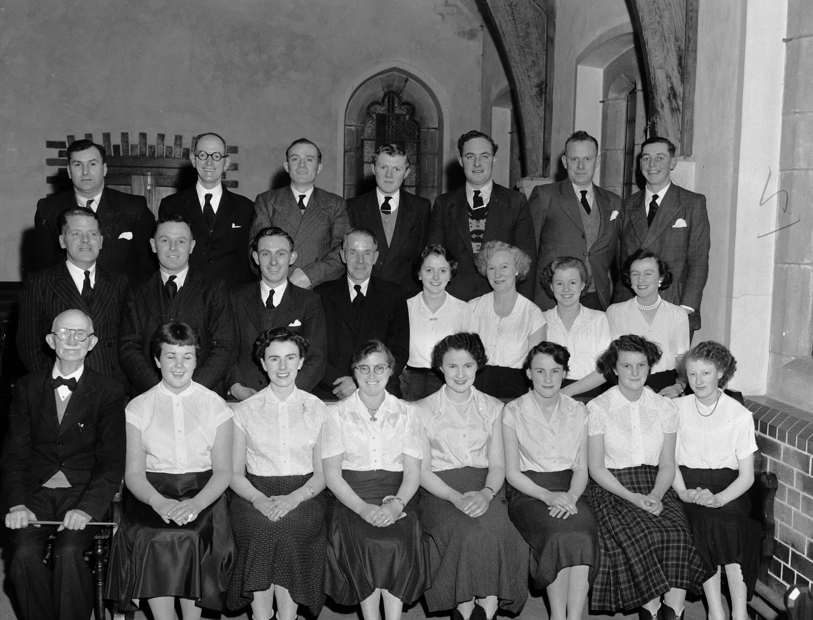 adult choir group indoors adult choir group indoors