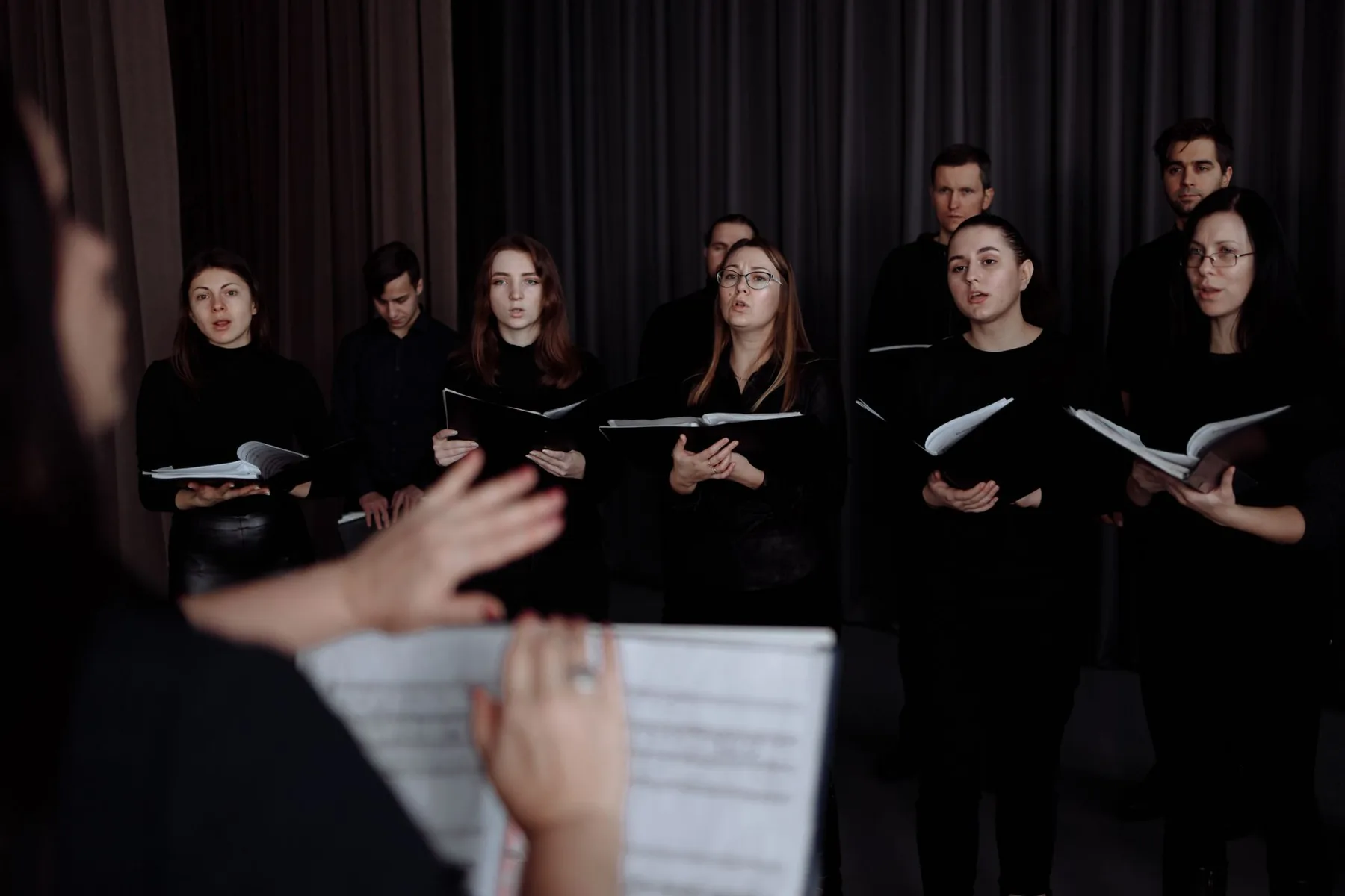 Christmas Repertoire for Choir: Essential Songs